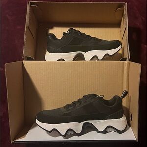 New Sorel Black 5.5 sneakers